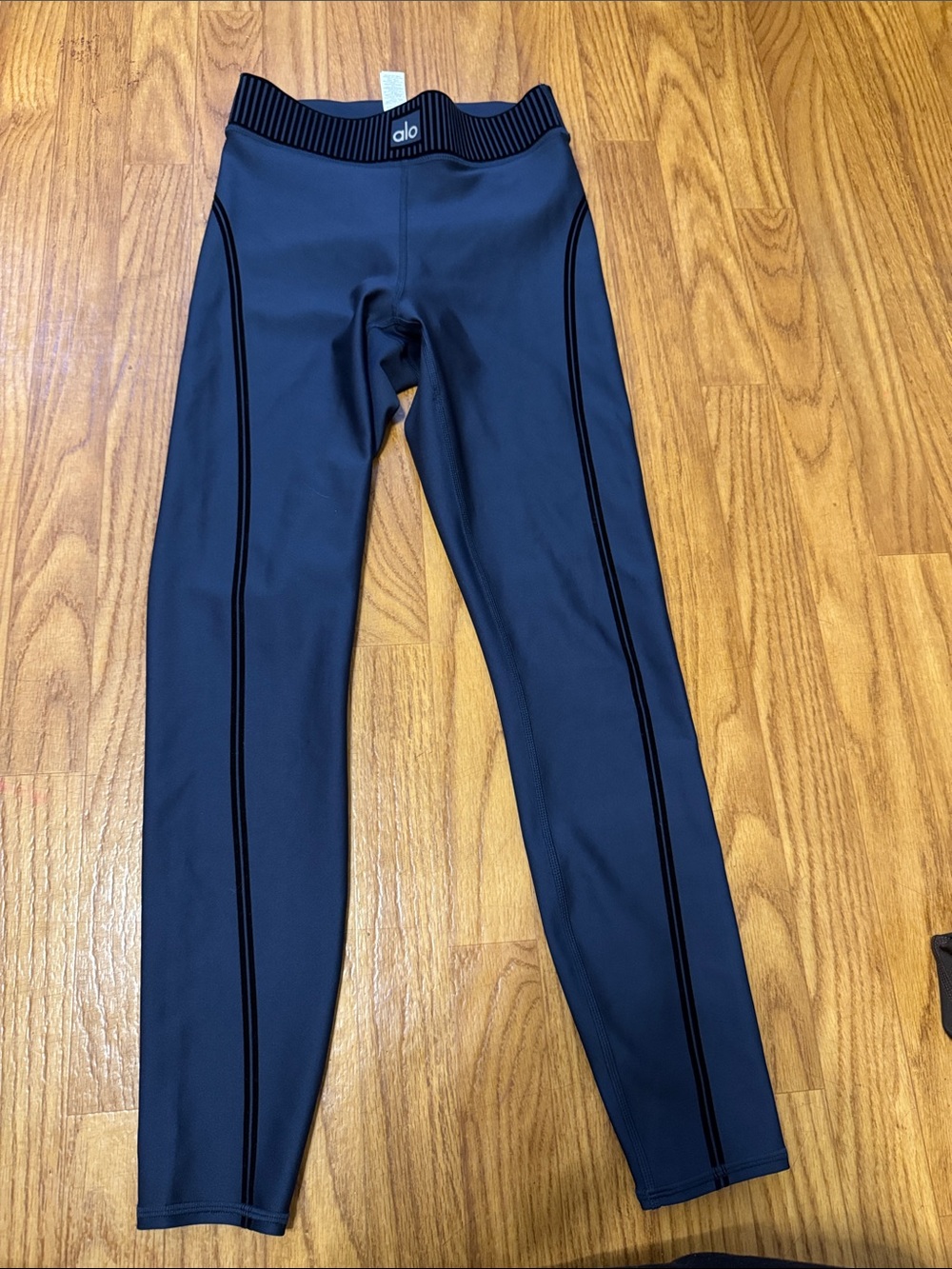 Airlift High-Waist 7/8 Line Up Legging  Navy